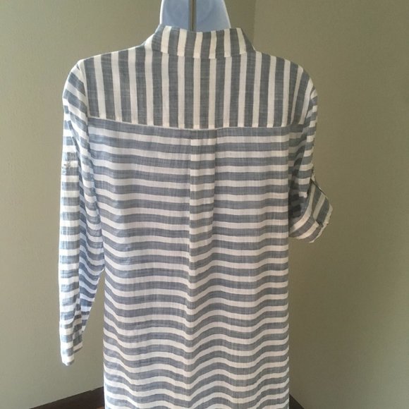 Chico's Black Label Shirt Tunic. 0. Blue and White - Picture 6 of 11